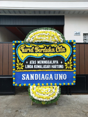 Papan Bunga Duka di Mahakeret Barat